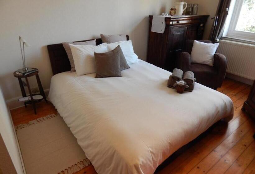 Пансион Les Remparts