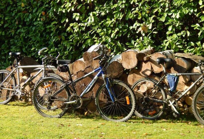 Пансион Les Remparts