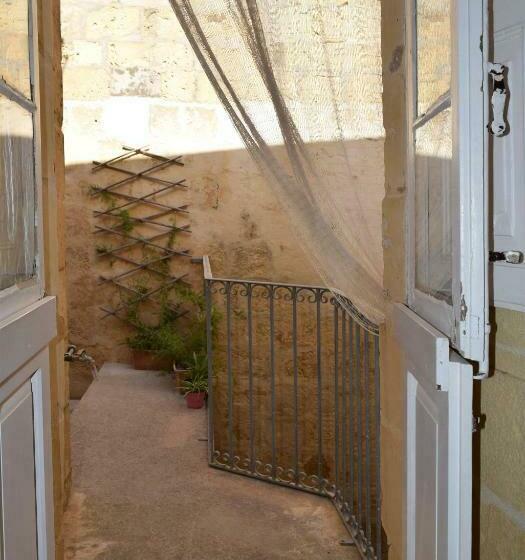 پانسیون Maria Townhouse Heart Of Victoria B&b