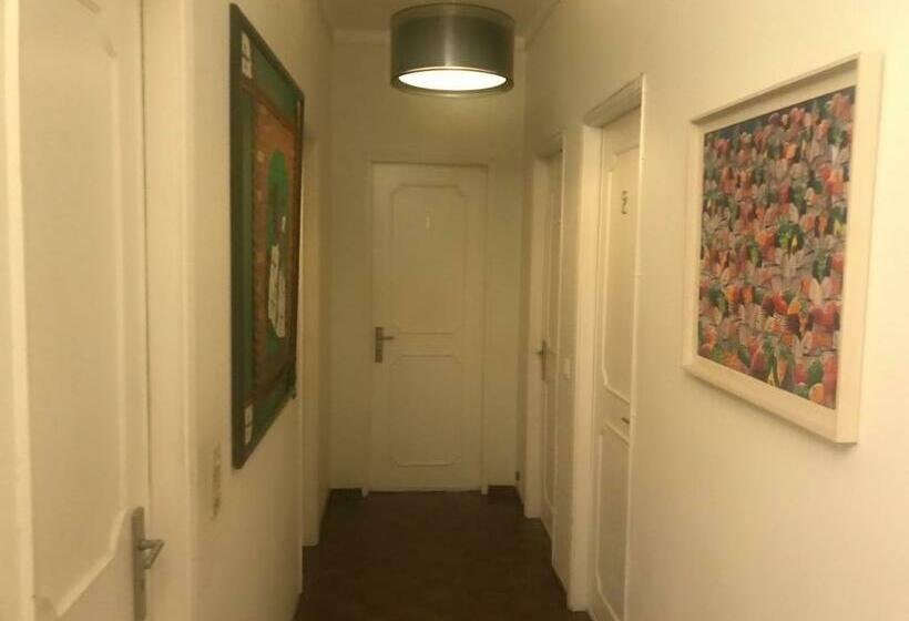 بنسيون Miguel Torga Room