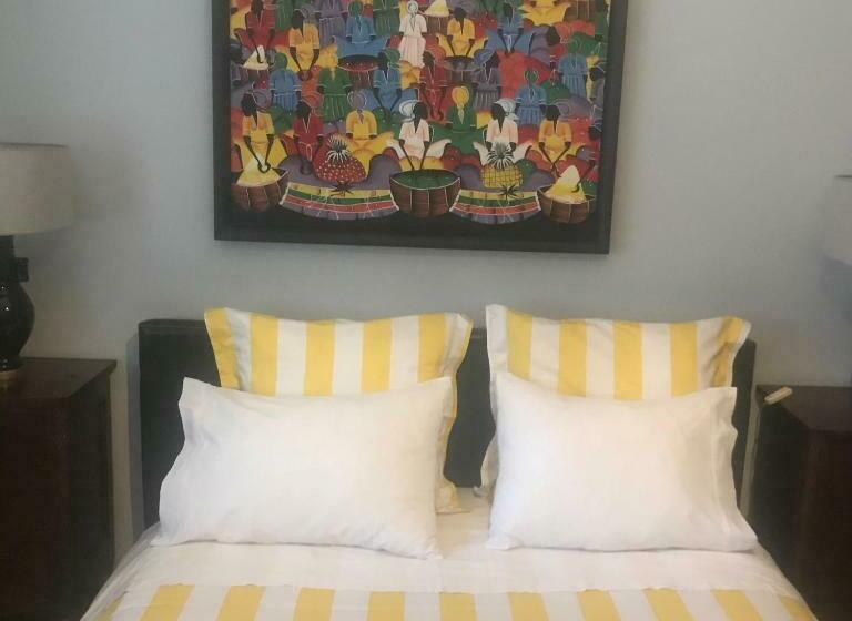 بنسيون Miguel Torga Room