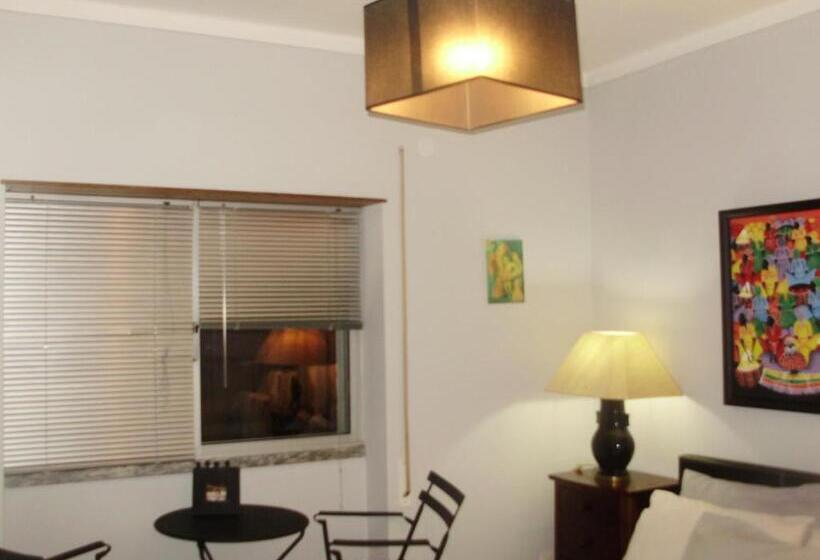 بنسيون Miguel Torga Room