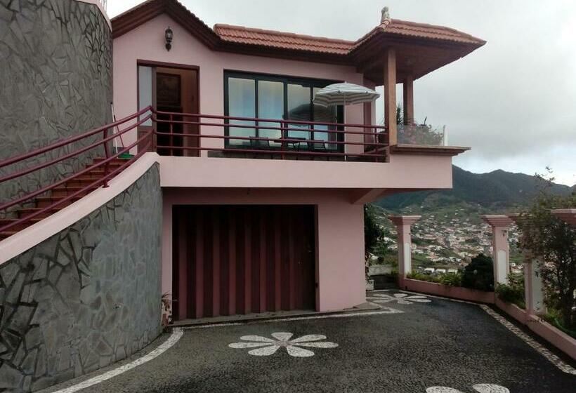 פנסיון Moradia Cor De Rosa