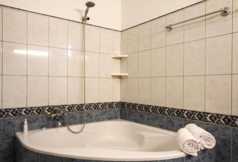 بنسيون Sunset Sea Breeze