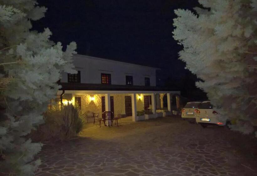 פנסיון Tamerici House