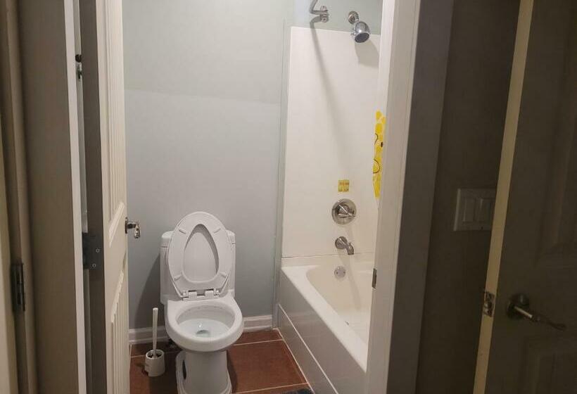 פנסיון Vancouver Jenny S Guesthouse