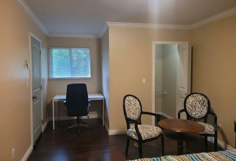 بنسيون Vancouver Jenny S Guesthouse