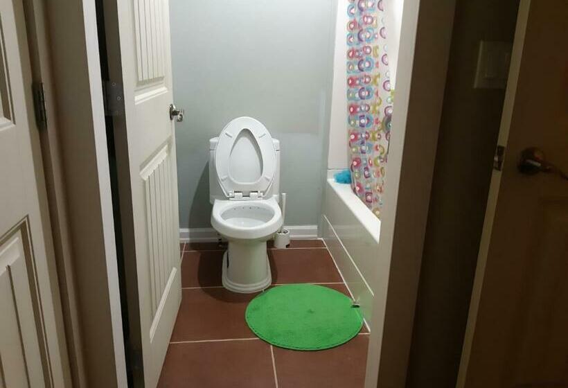 بنسيون Vancouver Jenny S Guesthouse