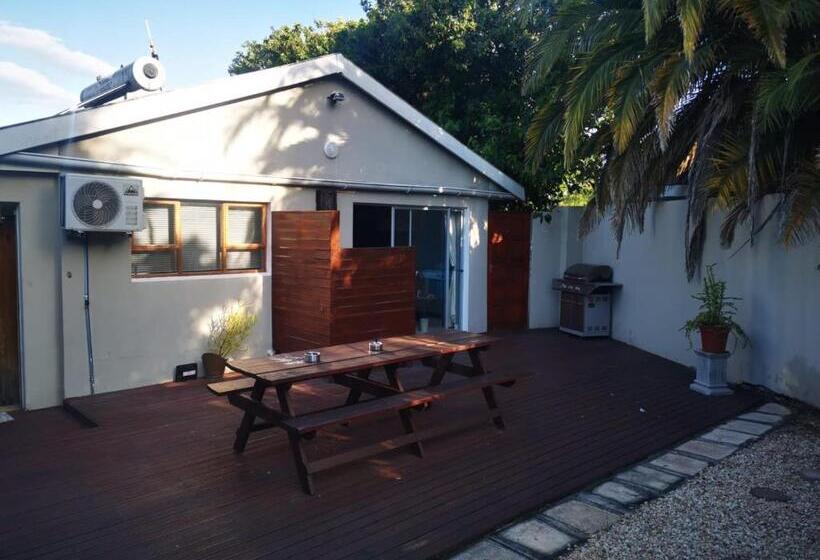 Пансион Walmer Heights Guest House