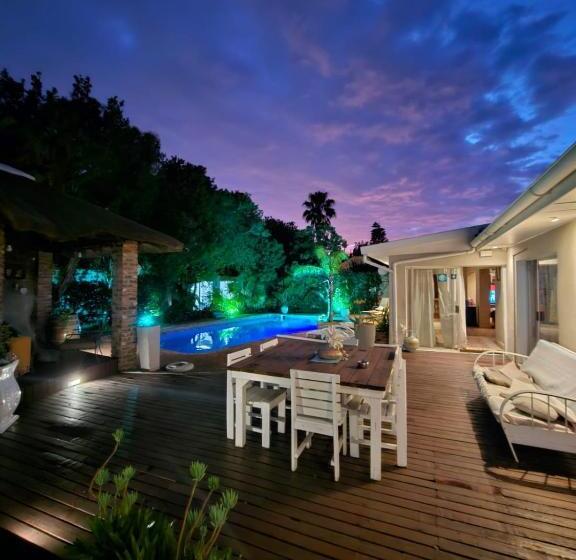 Пансион Walmer Heights Guest House