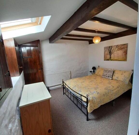 Ty Mawr At Bethania B&b Rooms And Crumble Cottage