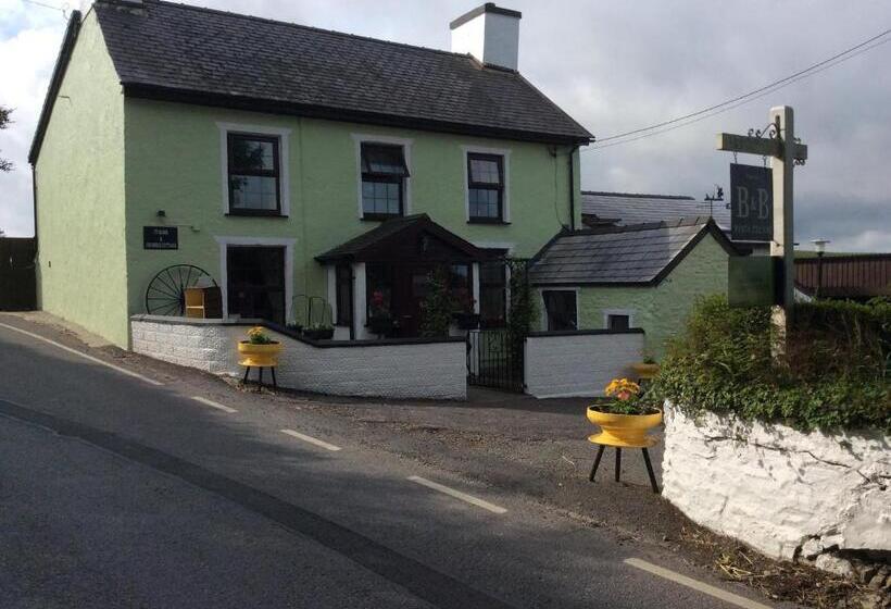 Ty Mawr At Bethania B&b Rooms And Crumble Cottage
