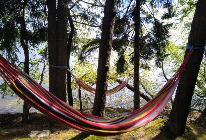 مبيت وإفطار Aamuranta