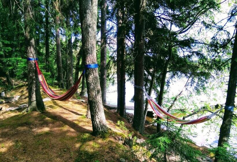 مبيت وإفطار Aamuranta