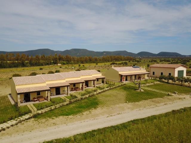 צימר Agriturismo Is Solinas