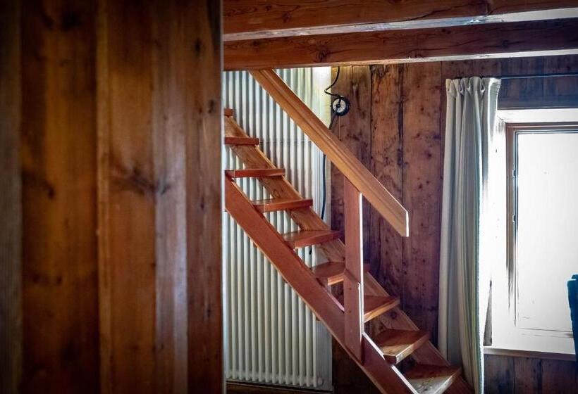 住宿加早餐  Antica Casa Di Montagna Maison Bovard