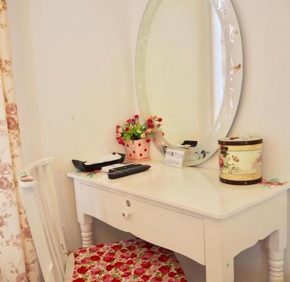 Bed and Breakfast Baan Sai Nam