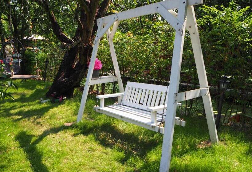 Bed and Breakfast Baan Sai Nam