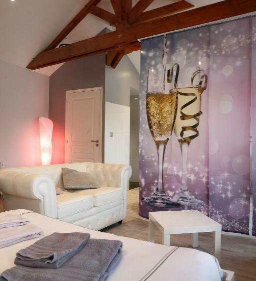 住宿加早餐  Chambre D Hotes De La Loge