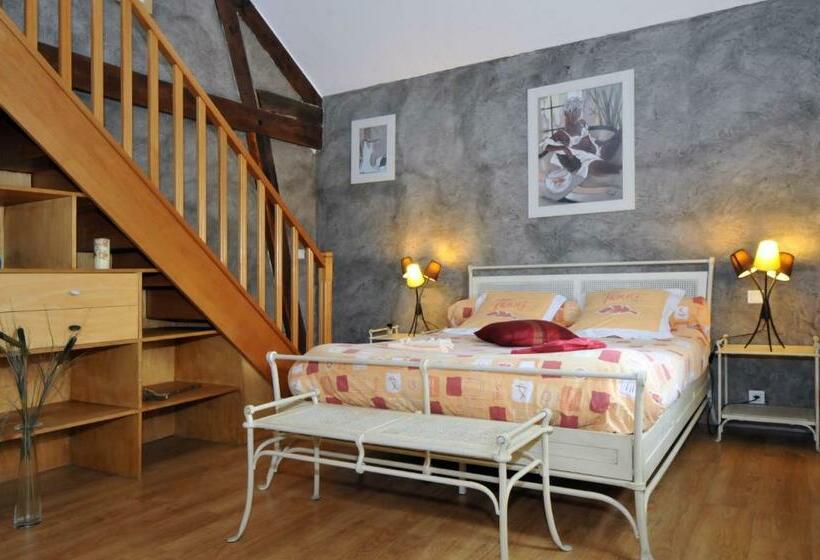 住宿加早餐  Chambre D Hotes De La Loge