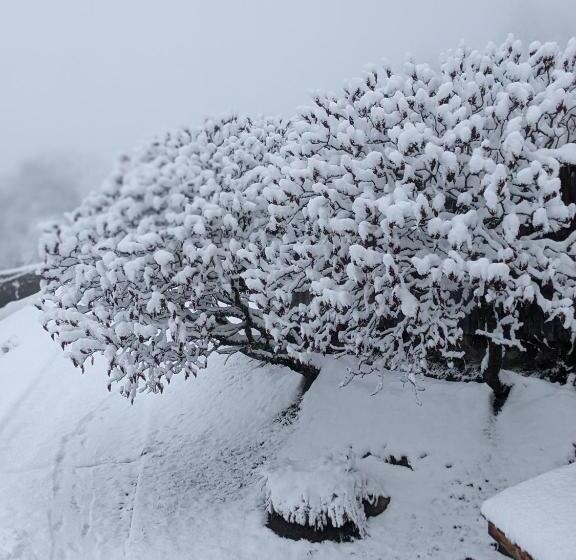 مبيت وإفطار Chantemerle 1741, Chambres D Hôtes à La Montagne