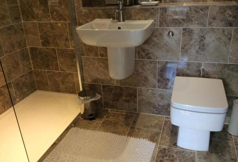 تختخواب و صبحانه Compass Rose