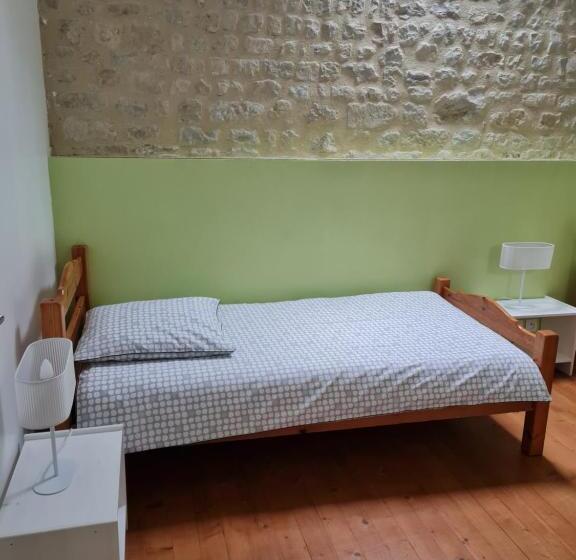 민박 Domaine De La Cour Vautier