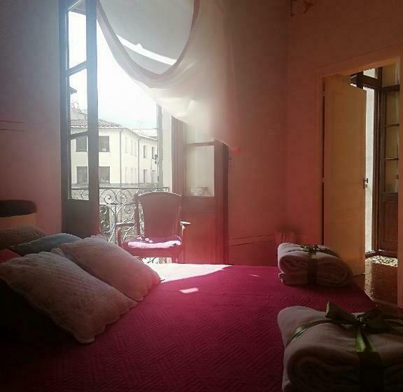 Bed and Breakfast La Casa Rosa