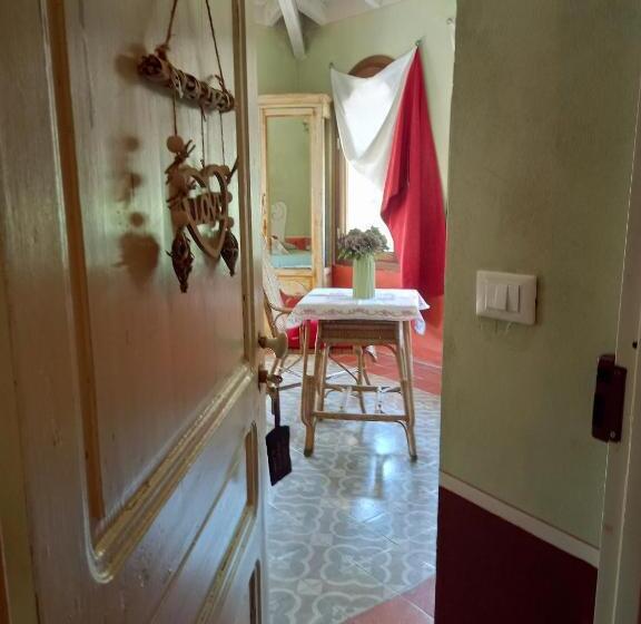 Bed and Breakfast La Casa Rosa