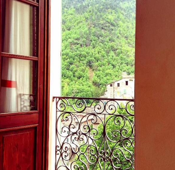 Bed and Breakfast La Casa Rosa