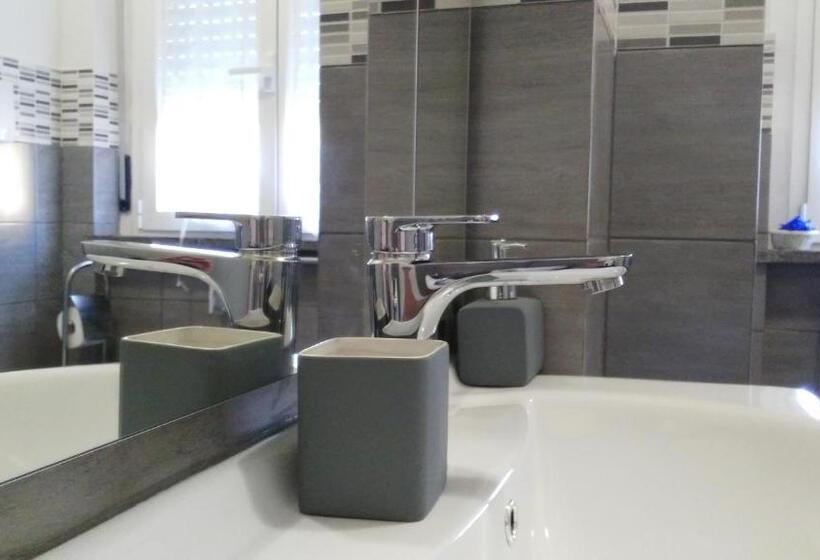 مبيت وإفطار La Suite