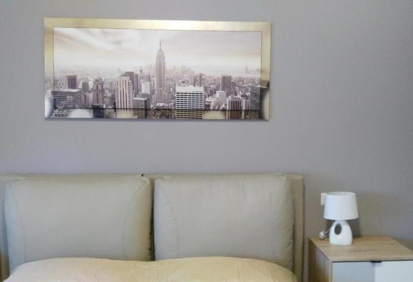 مبيت وإفطار La Suite