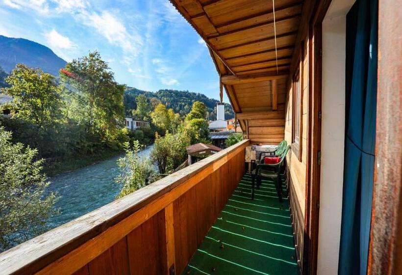 مبيت وإفطار Landhaus Freund