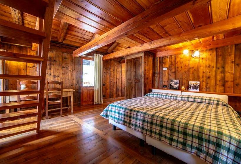 مبيت وإفطار Antica Casa Di Montagna Maison Bovard