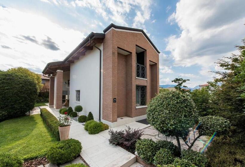 צימר Rosa Del Grappa