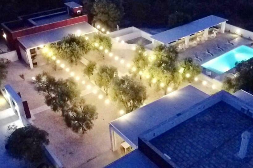 צימר Tenuta Amostuni Country House