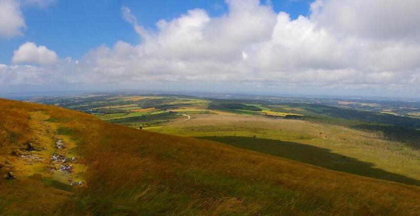 مبيت وإفطار Villa D Ys