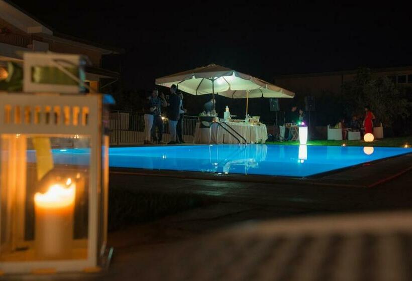 مبيت وإفطار Villa Emilia