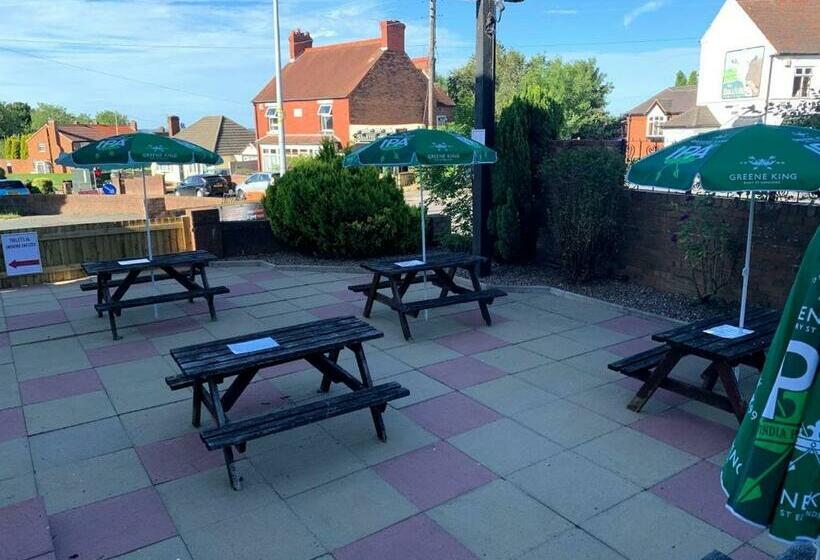 ベッドアンドブレックファースト White Horse Tavern