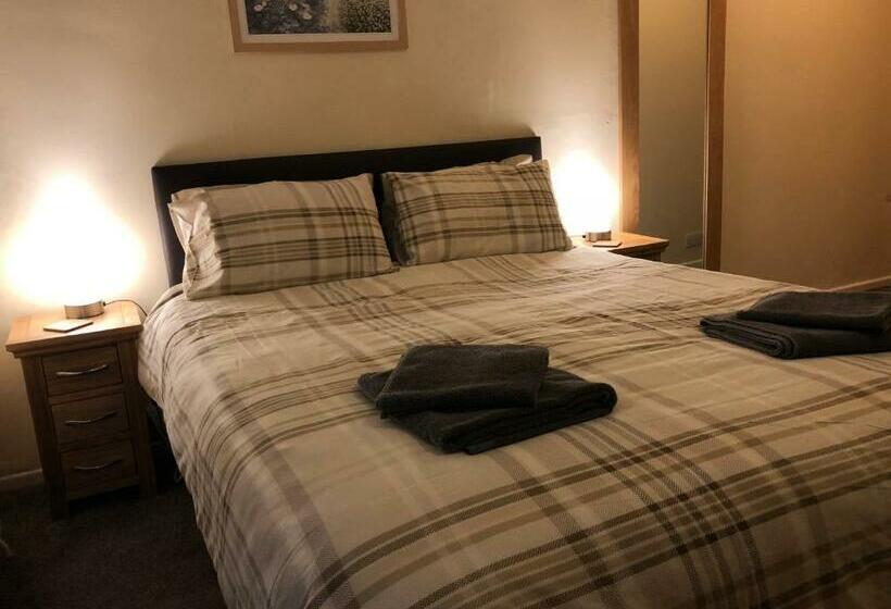 ベッドアンドブレックファースト White Horse Tavern