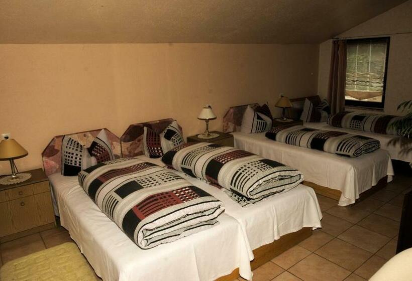 Caruso Pension Und Pizzeria