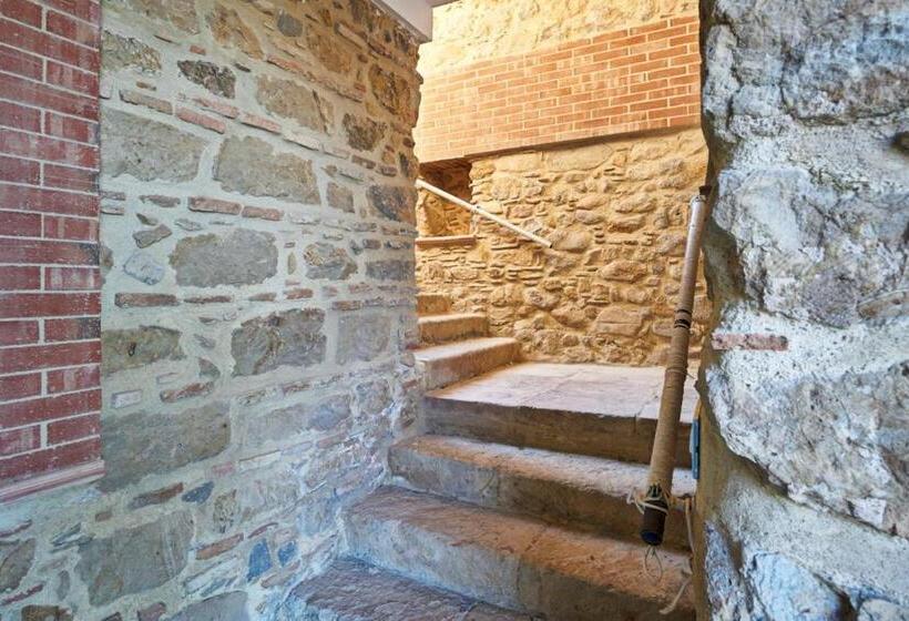 Отель Agriturismo Conte Ruggero