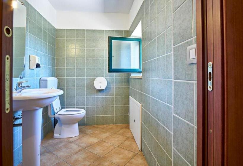 Отель Agriturismo Conte Ruggero