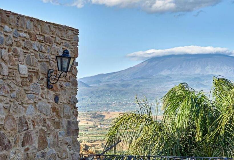 Отель Agriturismo Conte Ruggero