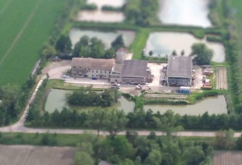 فندق Agriturismo Lucchetta