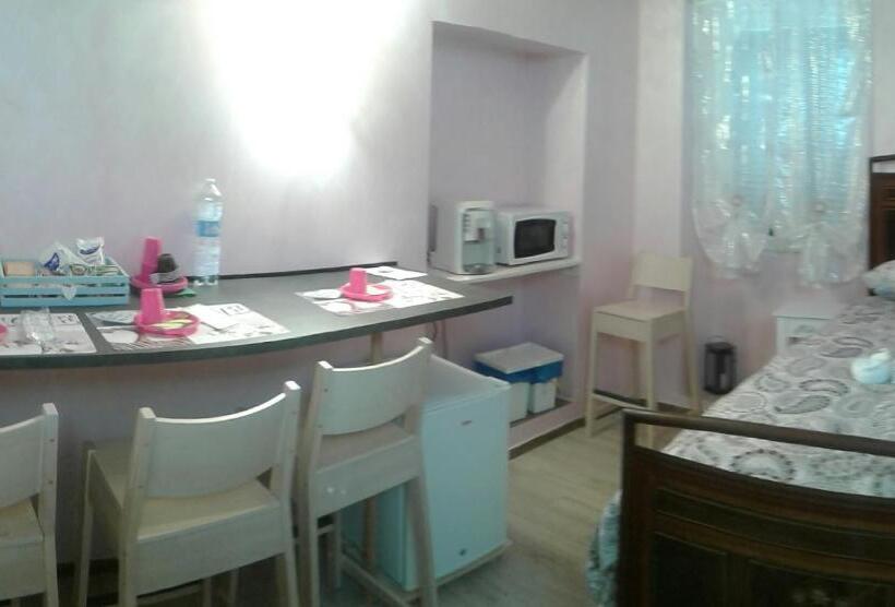 בית מלון כפרי Agriturismo Nonni Devia