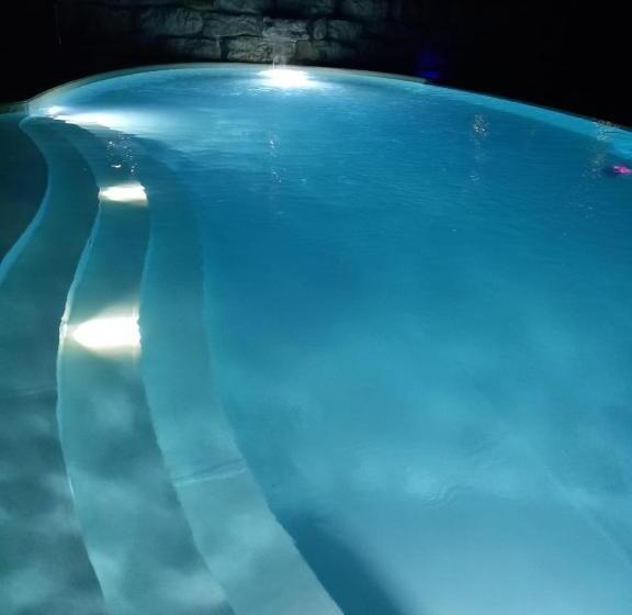 ホテル Agriturismo Rocca Del Nera