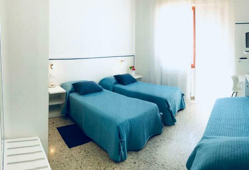 Отель Albergo Ester