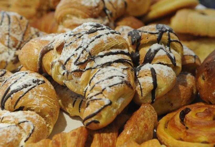 בית מלון כפרי Albergo Ester