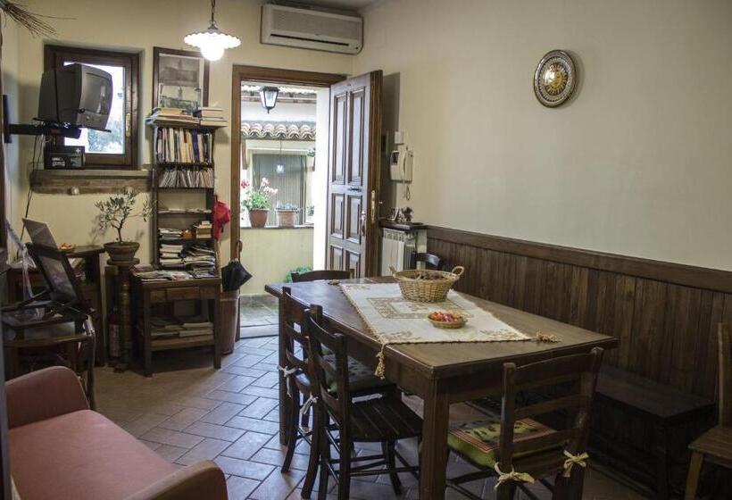 فندق Angolo Del Gelsomino